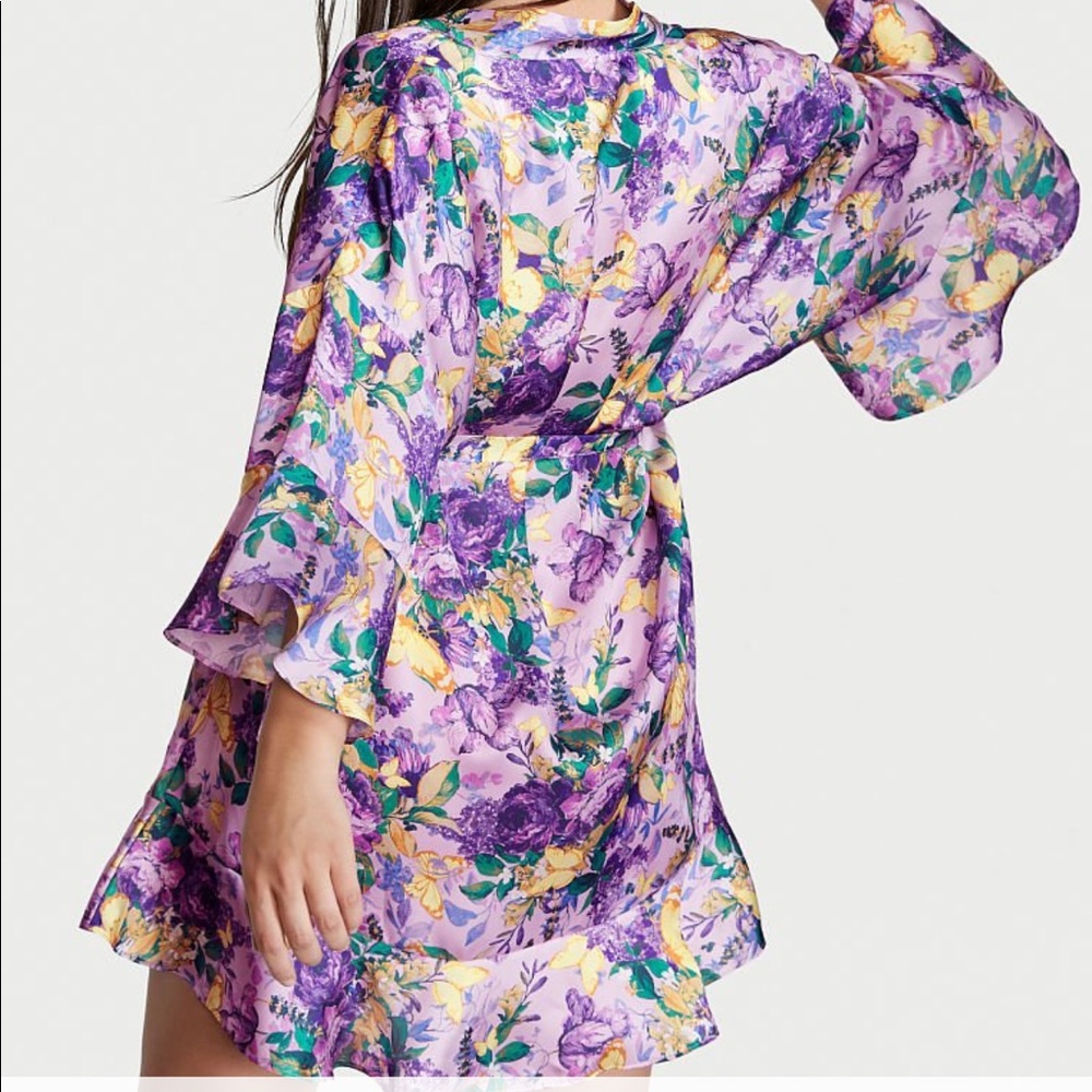 Beautiful Silk Victoria Secret Robe